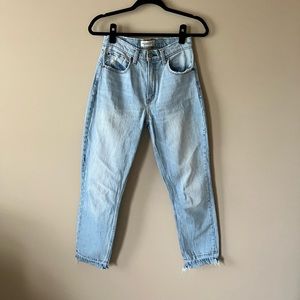 Abercrombie & Fitch High Rise Mom Jeans